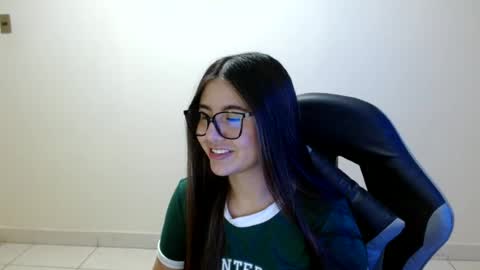 Sahaliefox  online show from 06.26.26