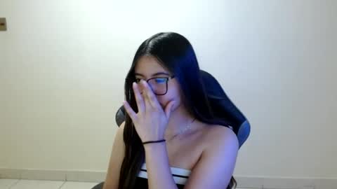 Sahaliefox  online show from 06.29.26