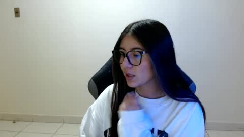 Sahaliefox  online show from 06.29.26