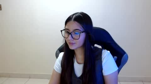 Sahaliefox  online show from 07.18.26