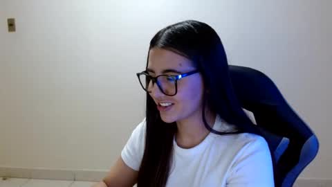 Sahaliefox  online show from 07.21.26