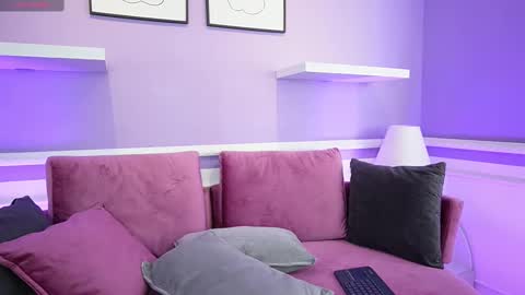 Snapshot of saharakramer chatting on 03.08.25 saharakramer online show from 03.08.25