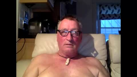 Snapshot of sail_naked chatting on 05.27.26 sail_naked online show from 05.27.26