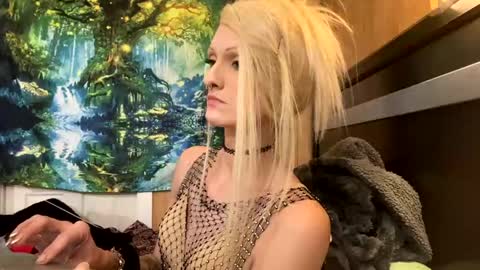 Snapshot of sailaway9694 chatting on 11.24.25 PupTwink online show from 11.24.25