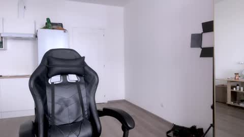 Sofia online show from 02.22.25