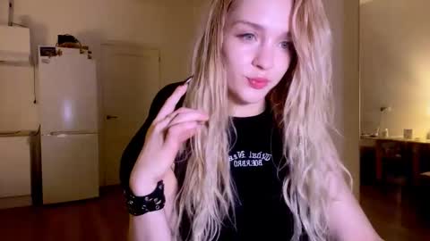 Sofia online show from 12.16.25