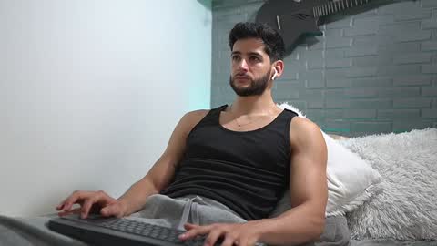 saimon  online show from 02.05.25