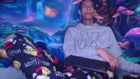 saint boy online show from 01.21.25