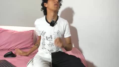 saint_dark online show from 12.01.25