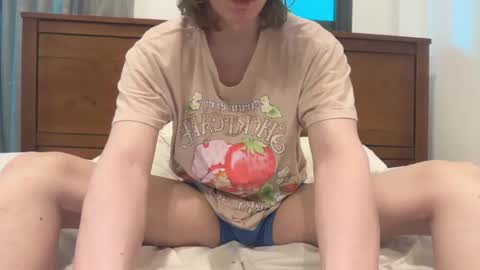 Snapshot of saintfawn chatting on 05.27.26 saintfawn online show from 05.27.26