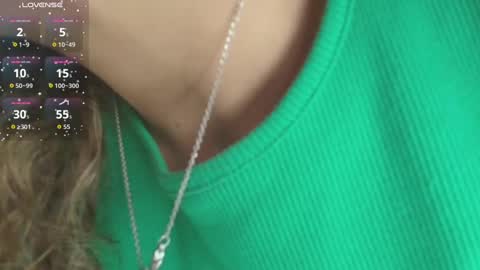 Snapshot of sairy_ chatting on 09.22.25 sairy_ online show from 09.22.25