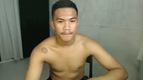 Snapshot of saj_taylor chatting on 11.08.25 Taylor online show from 11.08.25