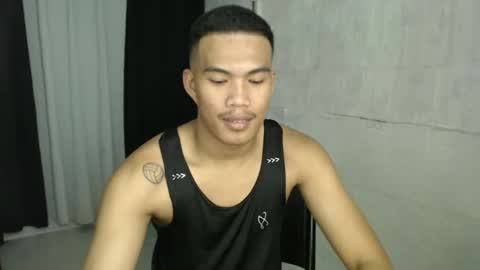 Snapshot of saj_taylor chatting on 11.17.25 Taylor online show from 11.17.25