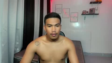 Snapshot of saj_taylor chatting on 03.25.26 Taylor online show from 03.25.26