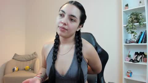 Sakura Harper online show from 03.05.25