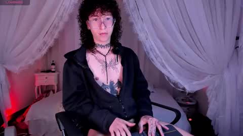 Sam online show from 02.04.26