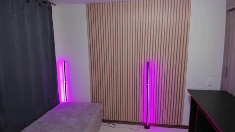 Snapshot of sali_g chatting on 02.19.25 Sali G online show from 02.19.25