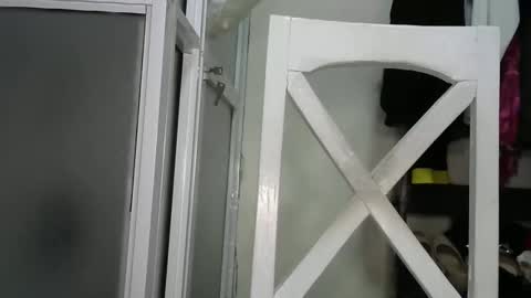 Snapshot of sally_beauty2023 chatting on 12.20.25 sally_beauty2023 online show from 12.20.25