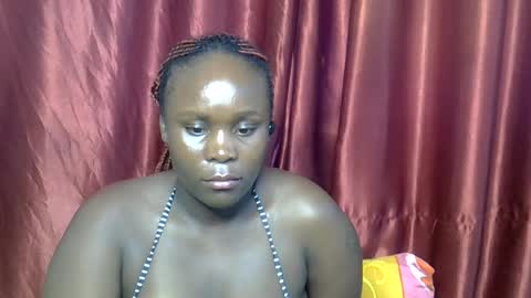 sally_bee1 online show from 06.25.26