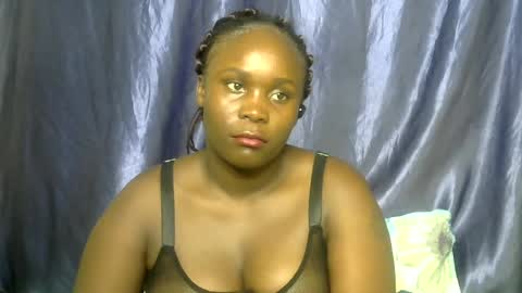 sally_bee1 online show from 07.23.26