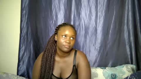 sally_bee1 online show from 07.28.26