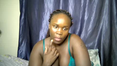 sally_bee1 online show from 07.29.26