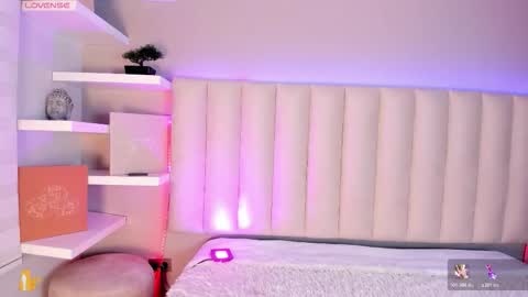  Sally White  online show from 11.20.25