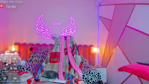 Snapshot of sallybrown_ chatting on 11.05.25 miss Sally online every night from 1am to 8am Colombia time online show from 11.05.25