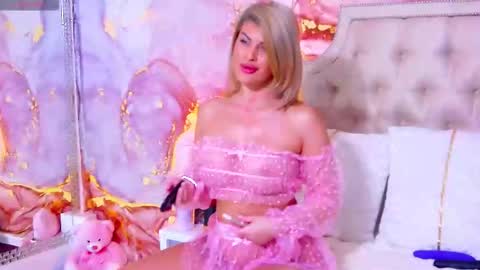 SalmaRoze online show from 12.01.25