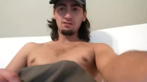 Snapshot of salmonman1305 chatting on 09.27.25 salmonman1305 online show from 09.27.25