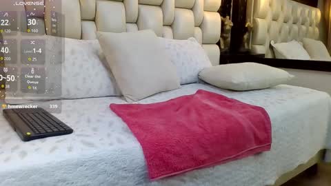 Snapshot of salo_heavenn chatting on 10.24.25 salome online show from 10.24.25