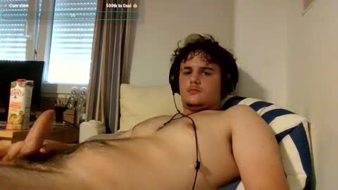 Snapshot of salokiin chatting on 10.13.25 salokiin online show from 10.13.25