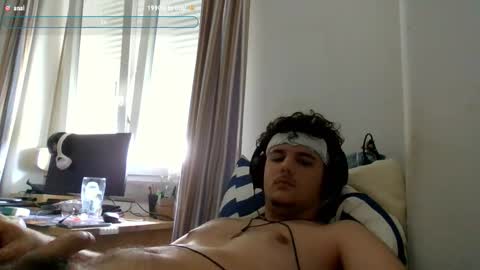 Snapshot of salokiin chatting on 10.19.25 salokiin online show from 10.19.25