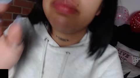 Snapshot of salome__palmer chatting on 02.14.25 online show from 02.14.25