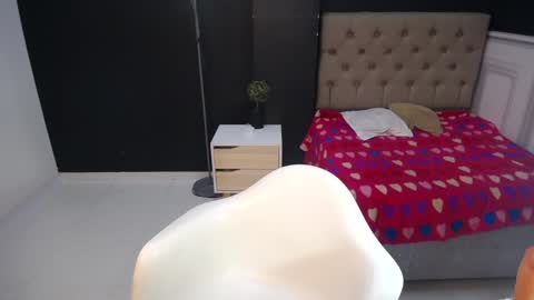 Snapshot of salome_pavlova7 chatting on 01.31.25 Salome online show from 01.31.25