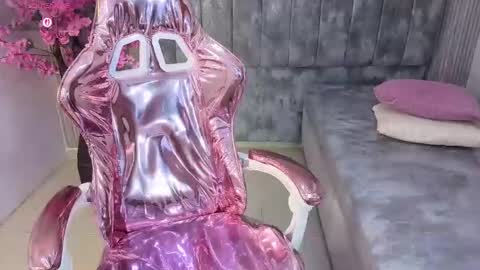 Salome  online show from 10.24.25