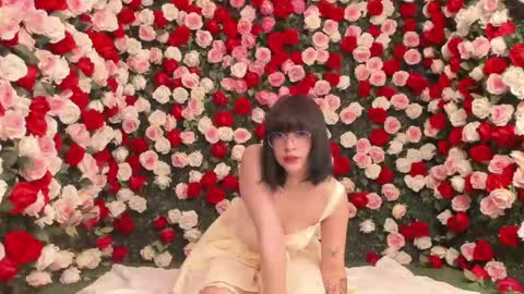 Salome velour online show from 06.03.26