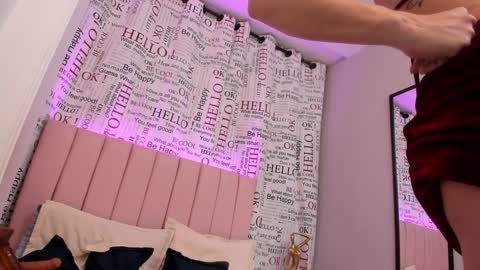 Snapshot of salomee_foxx_ chatting on 12.14.24 Salome online show from 12.14.24