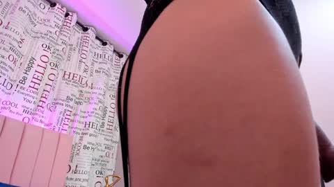 Snapshot of salomee_foxx_ chatting on 12.22.24 Salome online show from 12.22.24