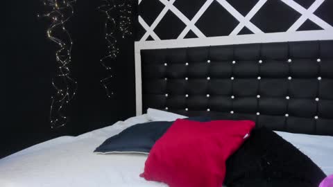 Snapshot of salomee_foxx_ chatting on 01.25.25 Salome online show from 01.25.25