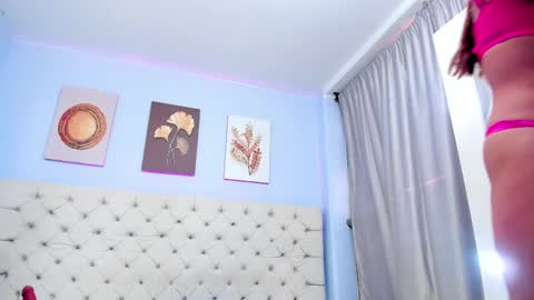 Snapshot of salomee_foxx_ chatting on 02.14.25 Salome online show from 02.14.25