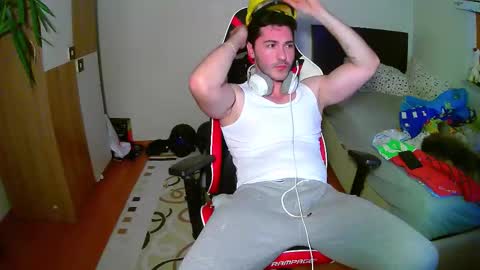 Snapshot of salomenseks chatting on 11.12.25 canfuck online show from 11.12.25