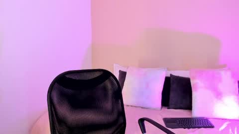 Snapshot of salomesimos1 chatting on 05.08.26 Salome online show from 05.08.26