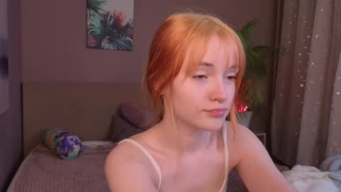 Snapshot of salt_mira chatting on 12.15.25 salt_mira online show from 12.15.25