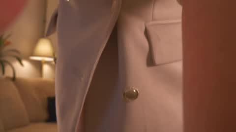 IsaBella-  online show from 02.22.25