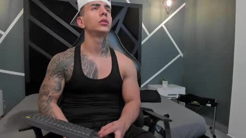 SALVATORE online show from 12.05.25