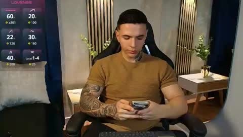 Snapshot of salvatore_damore chatting on 07.26.26 SALVATORE online show from 07.26.26