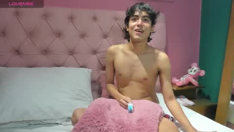 Snapshot of salvatore_monterey chatting on 01.12.25 salvatore online show from 01.12.25