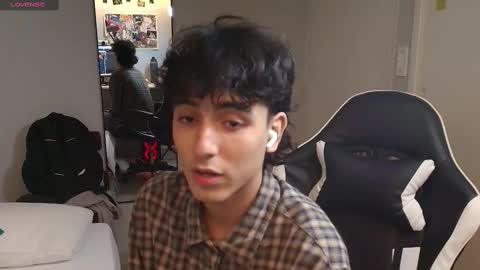 Snapshot of salvatore_montt chatting on 03.11.25 salvatore_montt online show from 03.11.25