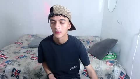 sam__cute online show from 04.25.26